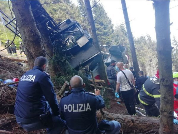 Ιταλία: Σοκάρουν τα πρώτα λόγια του 5χρονου που έχασε όλη την οικογένειά του στην τραγωδία του τελεφερίκ