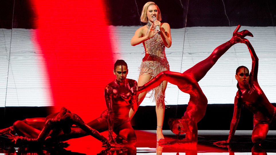 Eurovision 2021: «Κόλαση» και στον τελικό η Έλενα Τσαγκρινού –  Έβαλε... φωτιά με το «El Diablo»