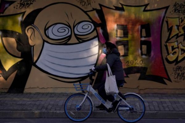 Κοροναϊός: Έσπασε το φραγμα των 2 εκατ. εμβολιασμένων, παραμένει όμως και το μεγάλο ποσοστό αρνητών – To σήμα κινδύνου των ειδικών