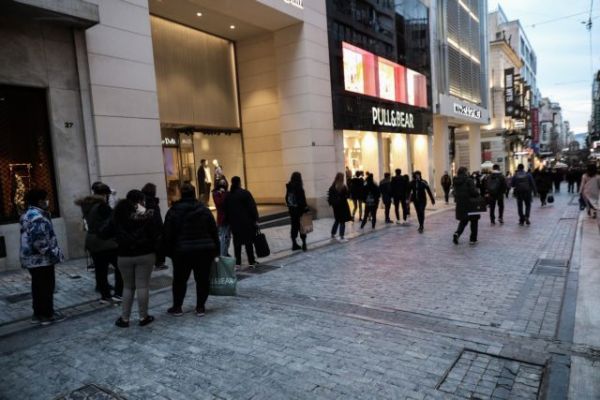 Λιανεμπόριο: Τα καταστήματα άνοιξαν, οι πελάτες δεν ψωνίζουν