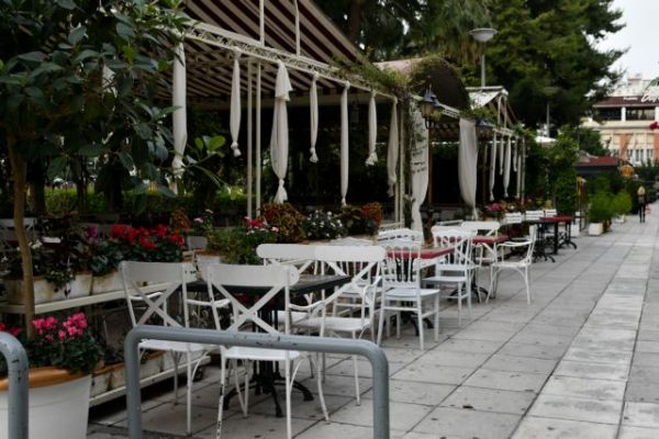 ΓΣΕΒΕΕ: Απαιτείται νέα γενιά ρυθμίσεων για να βγουν οι μικρομεσαίες επιχειρήσεις από το φαύλο κύκλο των χρεών