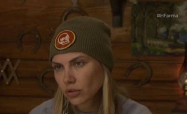 Η Φάρμα: «Θέλω να της χώσω μία μπας και συνέλθει»