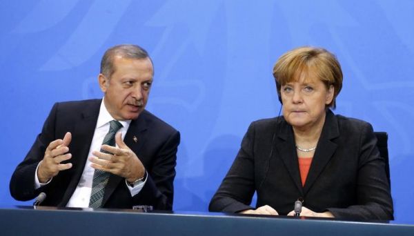 Παράπονα Ερντογάν στη Μέρκελ για την… προκλητική Ελλάδα – Στην Ξάνθη σήμερα ο Τούρκος υφυπουργός Εξωτερικών