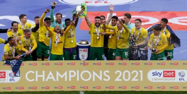 Σήκωσε την κούπα η Νόριτς κι ετοιμάζεται για Premier League