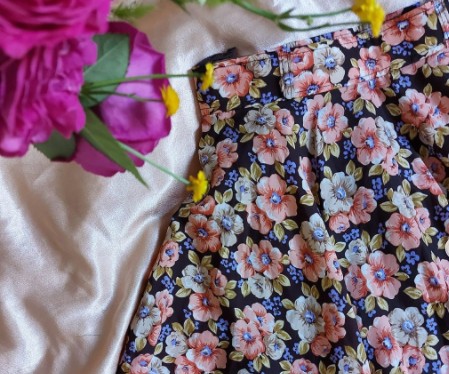 Οι τέσσερις φούστες που δεν πρέπει να λείπουν από την ντουλάπα σου και πώς να τις συνδυάσεις