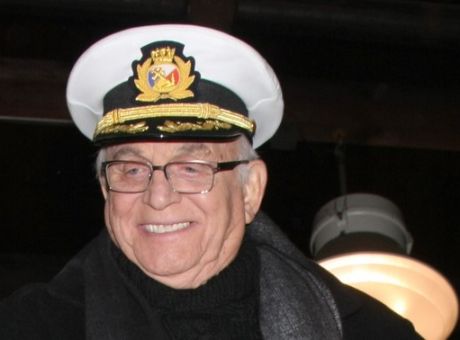 Γκάβιν Μακλάουντ: Πέθανε ο  ο θρυλικός καπετάνιος στο «πλοίο της αγάπης»