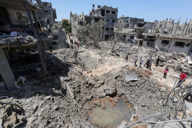 Μεσανατολικό: Το Ισραήλ συνεχίζει τον βομβαρδισμό της Γάζας - Περισσότεροι από 100 νεκροί