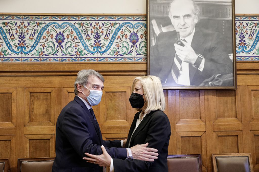 Γεννηματά σε Σασόλι: Η ΕΕ να μονιμοποιήσει ως θεσμό το Ταμείο Ανάκαμψης