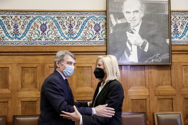 Γεννηματά σε Σασόλι: Η ΕΕ να μονιμοποιήσει ως θεσμό το Ταμείο Ανάκαμψης