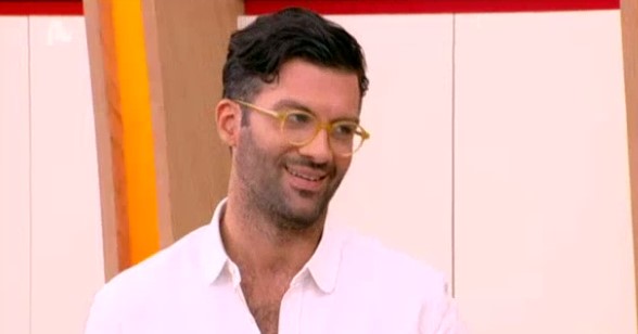 Γιώργος Παπακώστας: Φωτιά το μαγαζί του στη Γλυφάδα – Στο νοσοκομείο ο σεφ