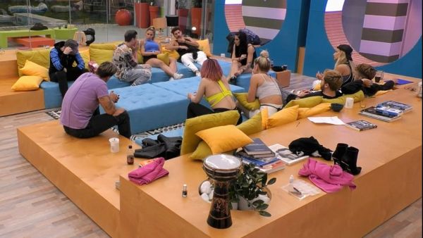 Δεν θα πιστεύετε με ποια τραγουδίστρια μίλησαν οι σπουδαστές του House of Fame