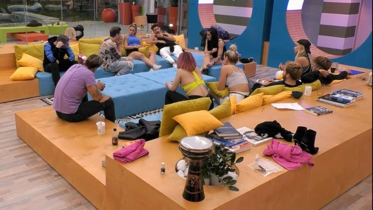 Δεν θα πιστεύετε με ποια τραγουδίστρια μίλησαν οι σπουδαστές του House of Fame