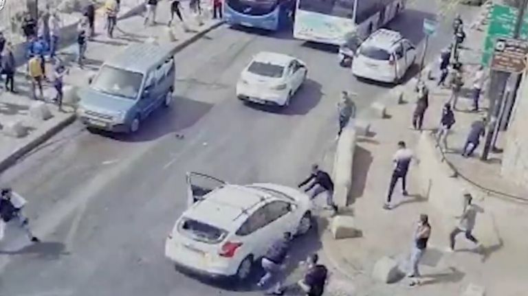 Ισραήλ-Παλαιστίνη: Νέες συγκρούσεις στην πλατεία των Τζαμιών στην Ιερουσαλήμ – Εκατοντάδες τραυματίες