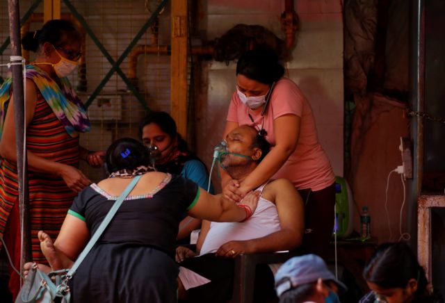 Τραγωδία στην Ινδία: Δώδεκα νεκροί σε ΜΕΘ μετά από πυρκαγιά σε νοσοκομείο
