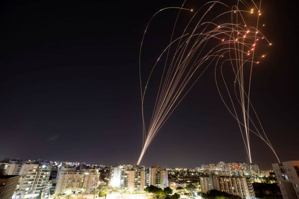 Ισραήλ: Για πρώτη φορά παλαιστινιακές ρουκέτες πλήττουν το βόρειο τμήμα της χώρας