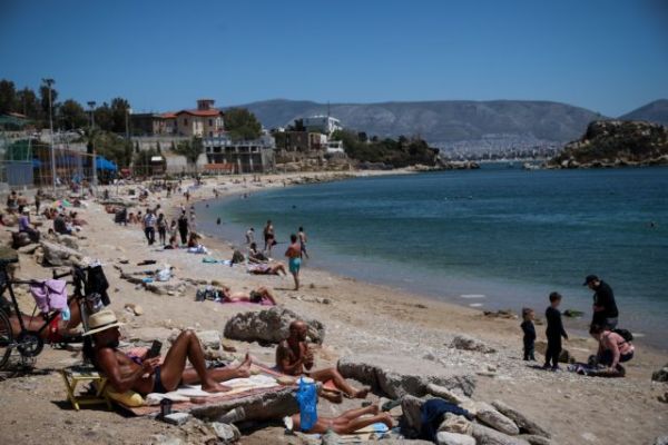 Παγώνη: Θα είμαστε ασφαλείς το καλοκαίρι γιατί θα προσέξουμε – Τι θα γίνει με τη μουσική σε εστίαση και γάμους