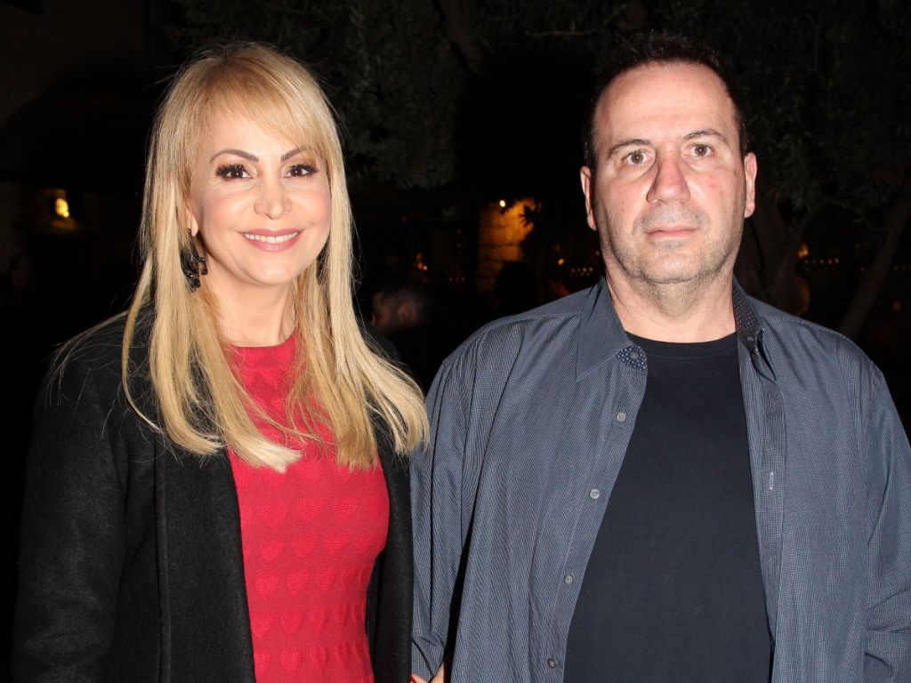 Τέτα Καμπουρέλη: «Σοκαρίστηκα όταν έμαθα για τη σχέση του συζύγου μου με αυτή τη γυναίκα»