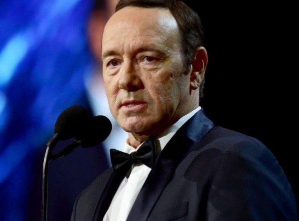 Κέβιν Σπέισι: Μετά τις καταγγελίες για σεξουαλικές επιθέσεις σε ανήλικους επιστρέφει με νέα ταινία με θέμα την παιδοφιλία