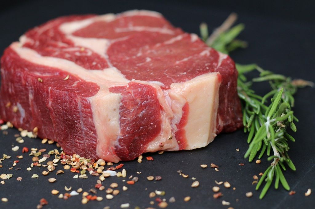 Αργεντινή: Αναστέλλει τις εξαγωγές βοδινού κρέατος