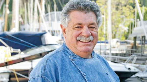 Λευτέρης Λαζάρου: Γιατί δεν άνοιξε το εστιατόριό του – Τι είπε για την απαγόρευση της μουσικής στην εστίαση