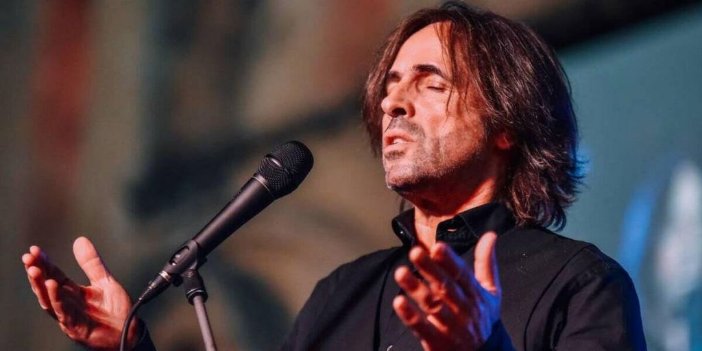 Βασίλης Λέκκας: Μια συνέντευξη στον ενικό για μουσικές και ανθρώπους πληθυντικούς