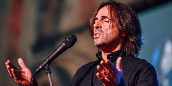 Βασίλης Λέκκας: Μια συνέντευξη στον ενικό για μουσικές και ανθρώπους πληθυντικούς