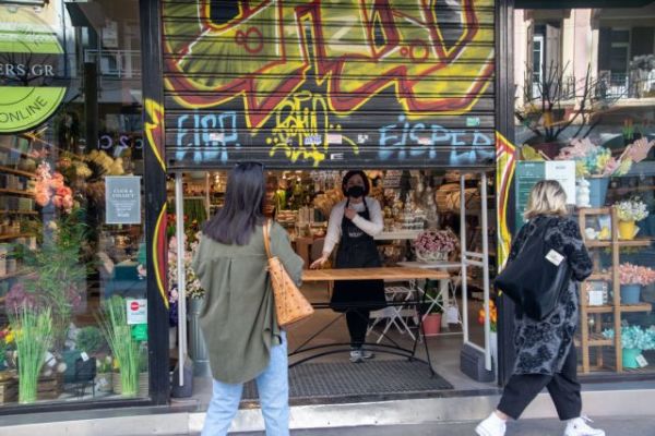 Μια θεωρία του 19ου αιώνα εξηγεί γιατί οι καταναλωτές ίσως δεν ξοδέψουν υπερβολικά μετά την πανδημία