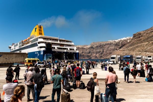 Κοινωνικός τουρισμός: Πότε ανοίγει η πλατφόρμα – Ποιοι είναι δικαιούχοι ακόμη και για λουξ καταλύματα