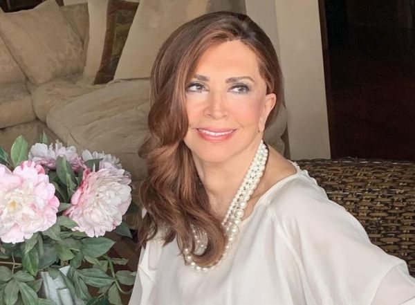 Μιμή Ντενίση: «Θα χτίσου­με την προκυμαία της Σμύρνης στον Φλοίσβο του Φαλήρου»