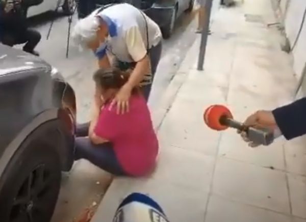Δολοφονία στα Σεπόλια: «Τι σου έκαναν αγόρι μου» – Συγκλονίζει η μητέρα του θύματος της φονικής επίθεσης