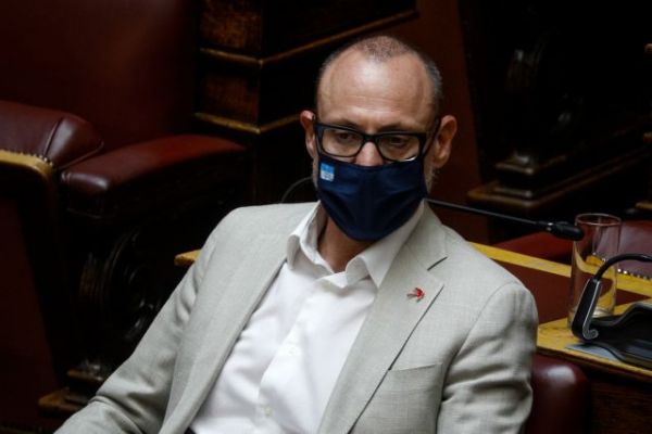 Συνεπιμέλεια: Ενστάσεις αντισυνταγματικότητας από το ΜέΡΑ25