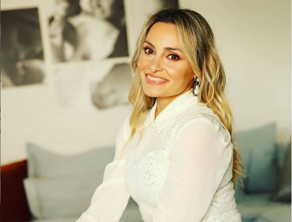 Βασιλική Μιλούσση: Ανέβασε φωτογραφία με την μητέρα της και την κόρη της και το Instgram πήρε «φωτιά»