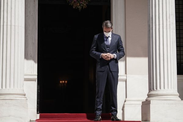 Τα 4 μέτωπα της κυβέρνησης και τα σενάρια για ανασχηματισμό