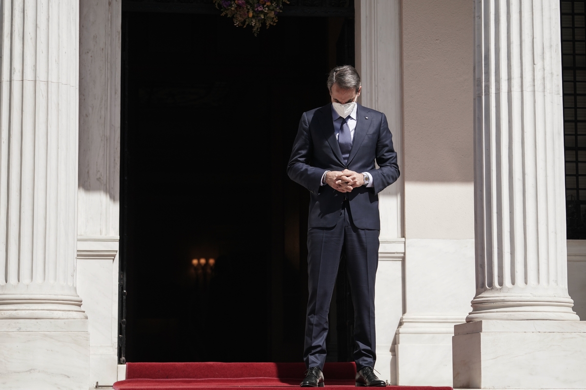 Τα 4 μέτωπα της κυβέρνησης και τα σενάρια για ανασχηματισμό