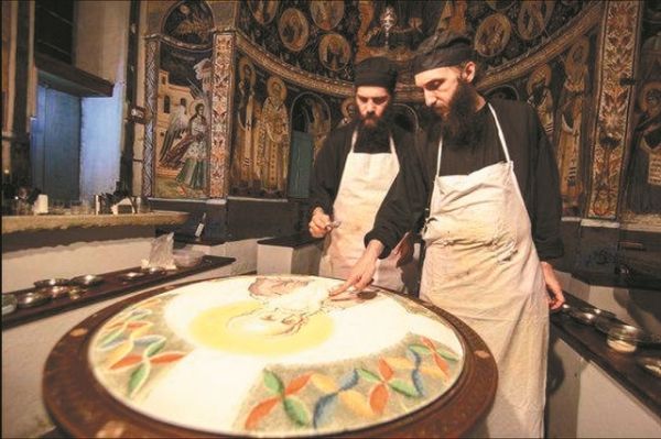 Από το Αγιον Ορος σε κάθε γωνιά της Γης