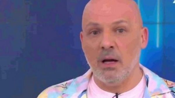 Μουτσινάς για μητέρα Μαριαλένας Ρουμελιώτη – «Ντροπή. Για ποιο λόγο έδωσε συνέντευξη;»