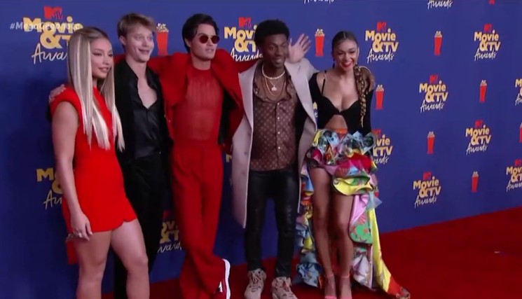 Βραβεία MTV: Λαμπερή διοργάνωση παρά τα μέτρα για τον κοροναϊό