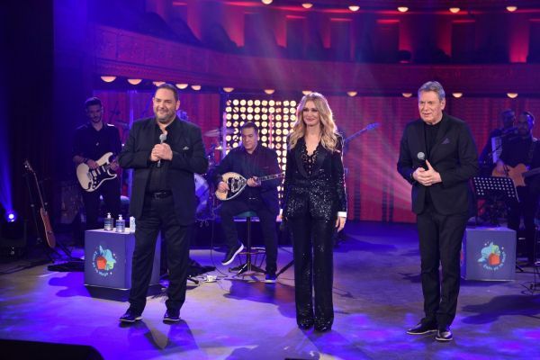 Σπίτι με το MEGA: Οι γιοι του και εκλεκτοί καλεσμένοι τίμησαν με τον καλύτερο τρόπο τον Στράτο Διονυσίου