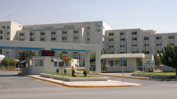 Πάτρα: Ασθενής το έσκασε από ψυχιατρική κλινική και πετούσε πέτρες σε αστυνομικούς