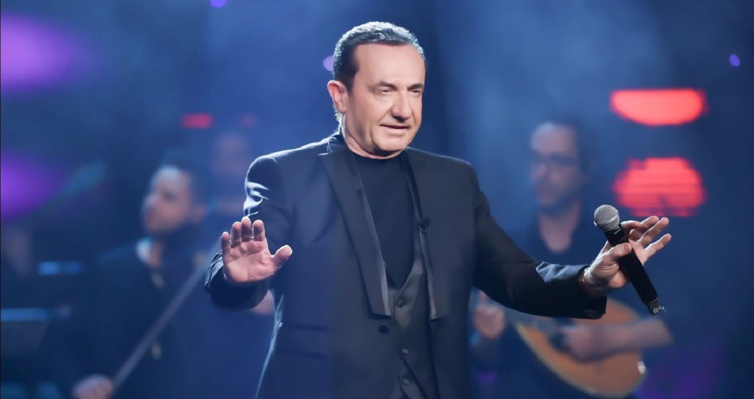 Λευτέρης Πανταζής: Οργισμένος ο τραγουδιστής με τον Τριαντάφυλλο