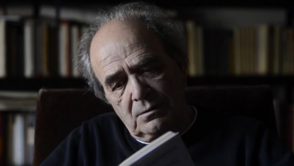 Ο Κώστας Παπαγεωργίου κυκλοφορεί, πια, αόρατος στίχος στην πόλη