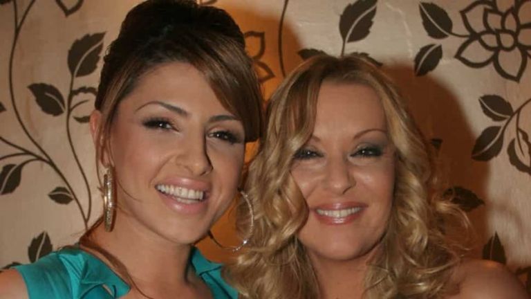 Ναταλία Γερμανού: «Η Έλενα Παπαρίζου τους πετσόκοψε με το χασαπομάχαιρο»