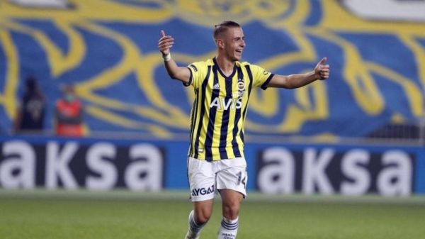 Ο Πέλκας συνδύασε τις διακοπές του με… Αντετοκούνμπο [Εικόνες & βίντεο]