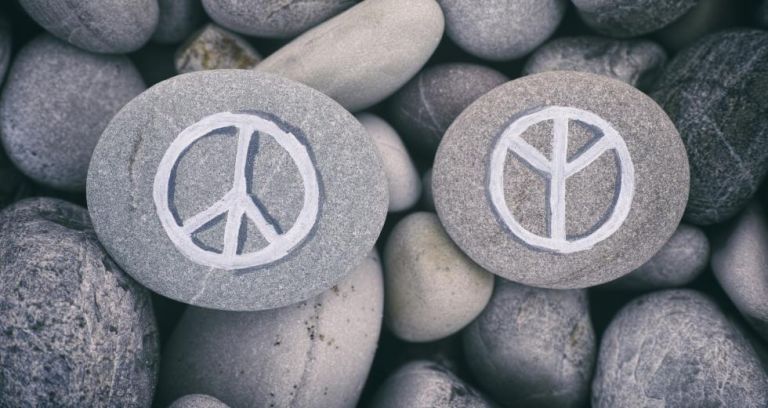 Δυο λαοί που πρέπει (και θέλουν) να συμβιώσουν ειρηνικά