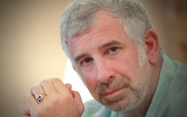 Πέτρος Φιλιππίδης: Κλάματα και κραυγές στη βίλα του Ψυχικού μετά τη βαριά ποινική δίωξη