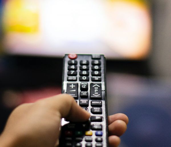 Ποια γνωστή παρουσιάστρια έκανε 0,9% τηλεθέαση