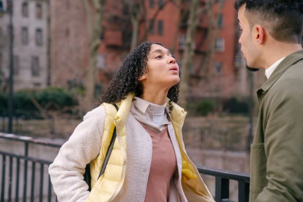 Γκρινιάζετε; Σταματήστε πριν καταστρέψετε την σχέση σας