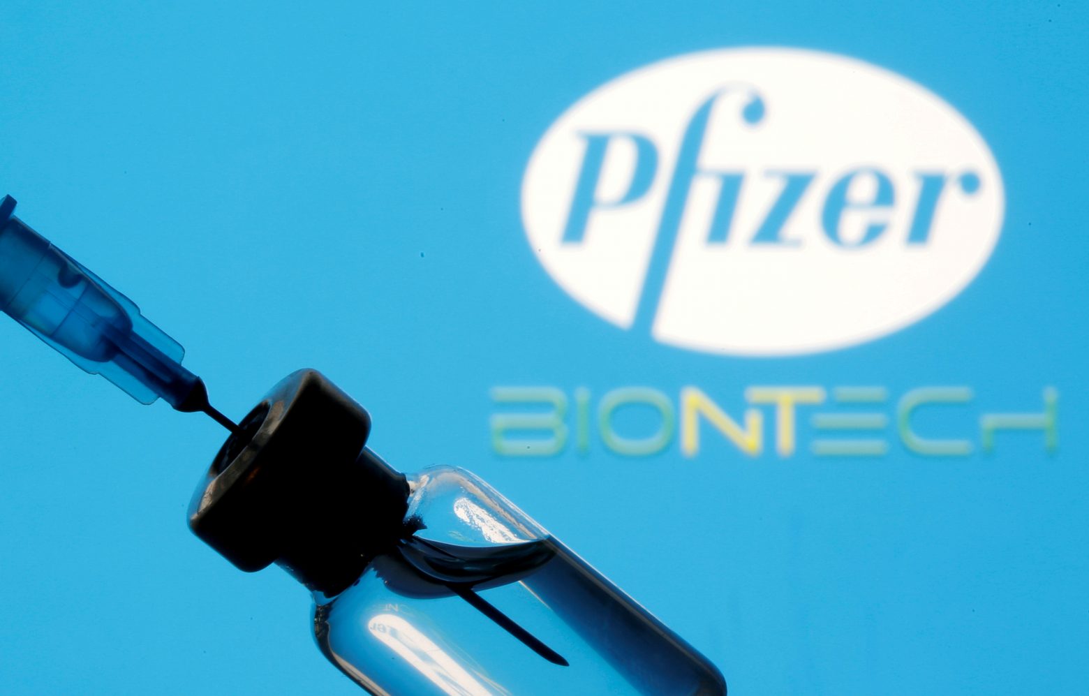 ΗΠΑ: Εγκρίθηκε από την FDA η χορήγηση σε παιδιά 12-15 ετών του εμβολίου των Pfizer-BioNTech