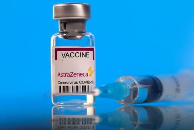 Σκουτέλης για εμβόλιο AstraZeneca: Τα οφέλη είναι πολλαπλάσια από τους κινδύνους