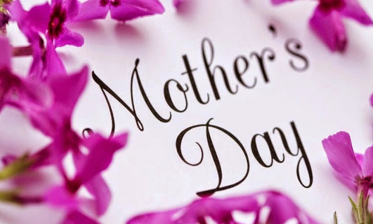 Γιορτή της Μητέρας 2021: Οι διάσημες Ελληνίδες ευχήθηκαν στις μανούλες τους
